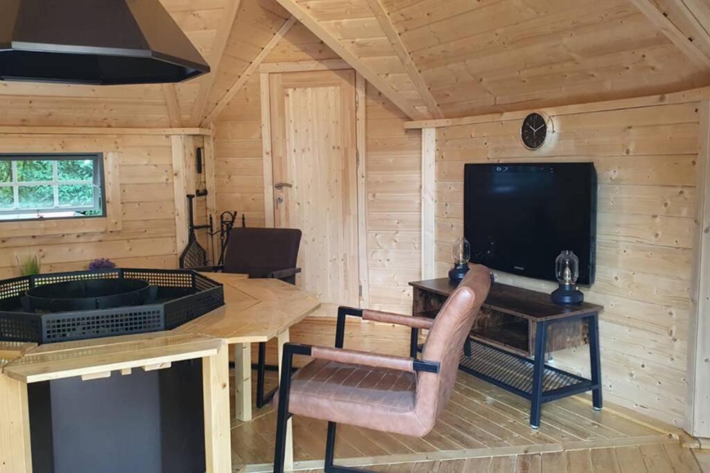Vakantiehuis De 'Finse Kota' Rijssen Exterior foto